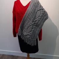 Châle gris femme